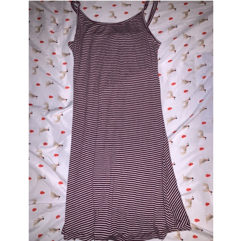 super cute brandy melville dress in amazing condition and so soft🤩🤩🤩